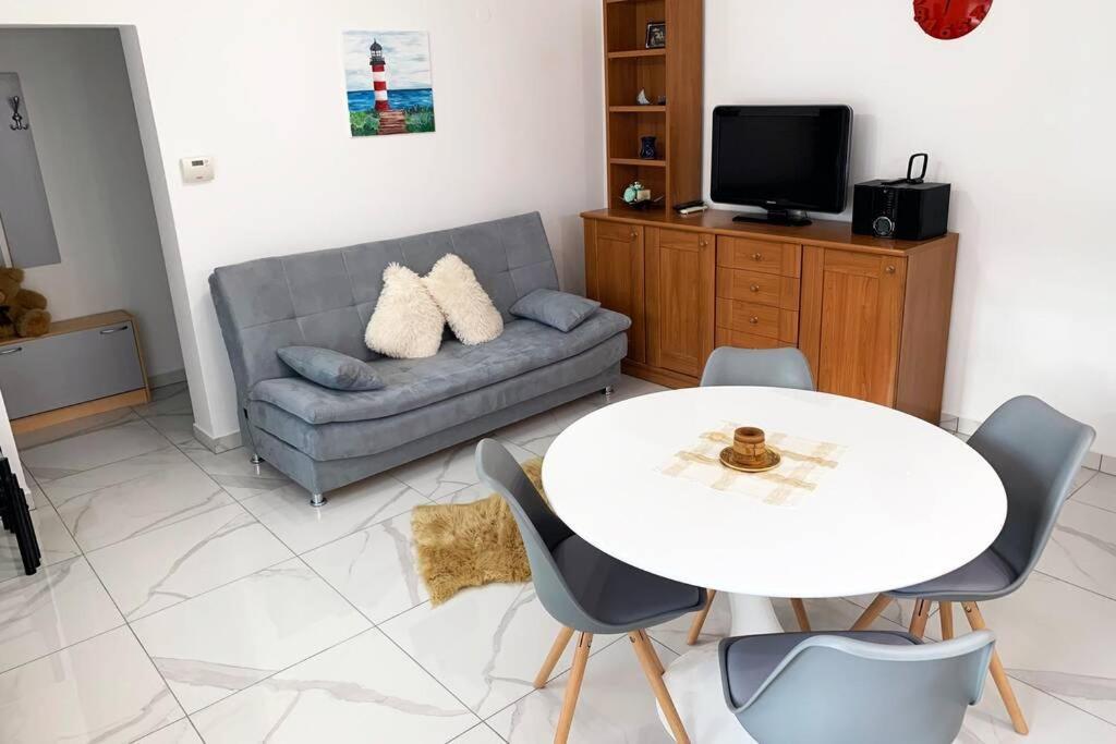 NEW Apartment Ema Krk Town Zewnętrze zdjęcie