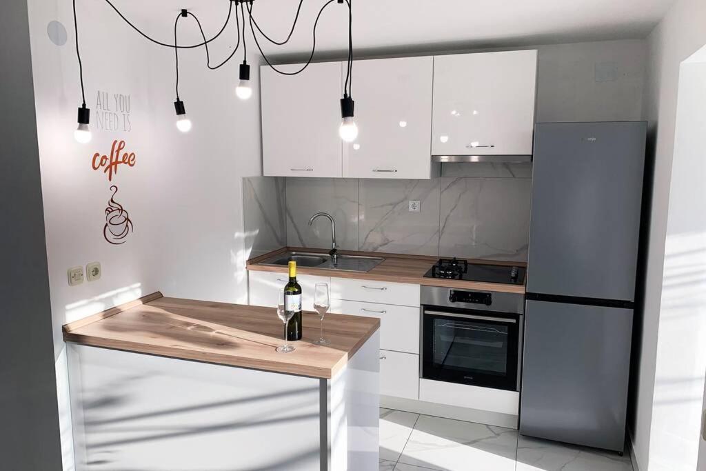 NEW Apartment Ema Krk Town Zewnętrze zdjęcie