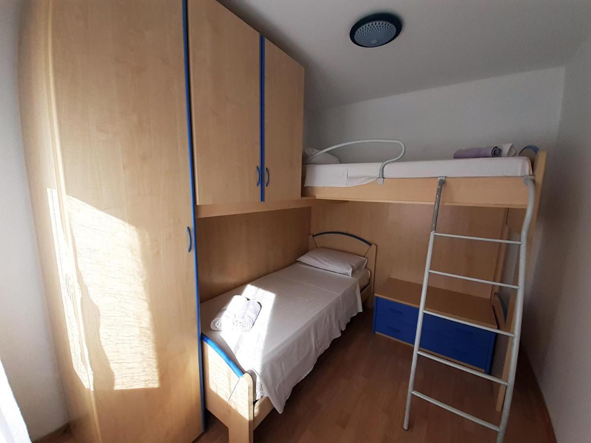 NEW Apartment Ema Krk Town Zewnętrze zdjęcie